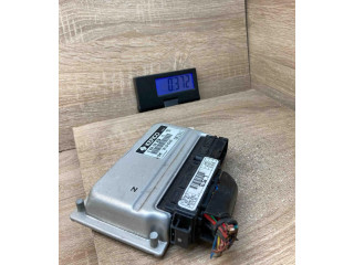 Блок управления двигателем Блок управления 3911002425   Hyundai Getz