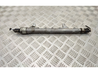 Топливная рампа 03L130089B   Skoda Fabia Mk2 (5J)   для двигателя CAYB