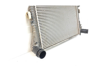 Интеркулер 1K0145803BM, 1K0121251DM Volkswagen Caddy