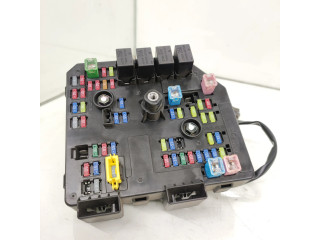 Блок предохранителей 95381483 Chevrolet Captiva