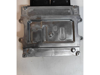 Блок управления двигателем Блок управления 32383818   Volvo S60