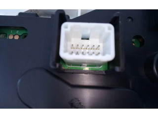 Přístrojová deska Nissan Pulsar 2017 3ZU2B8ZTX