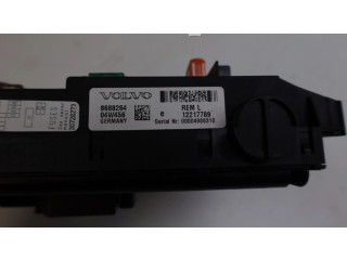 Блок предохранителей  8688264, 8688264   Volvo V70    