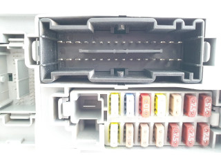 Блок предохранителей 00519383520   Opel Combo D    