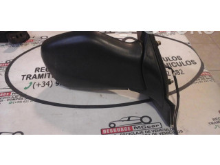 Zpětné zrcátko Nissan Serena 1992 10052