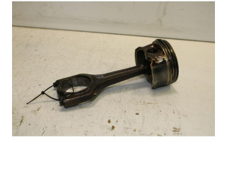 Поршень с шатуном N46B20B Renault Trafic II (X83)