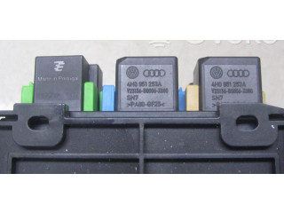 Блок комфорта 8X0907063K   Audi Q3 8U   