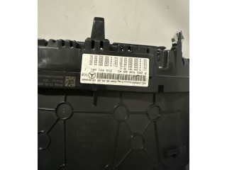 Přístrojová deska Mercedes-Benz GLC AMG 2020