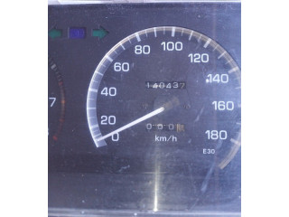 Přístrojová deska Toyota Corolla E90 1987 83200-1A460