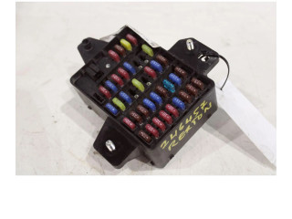 Блок предохранителей Y280T11   SsangYong Rexton    