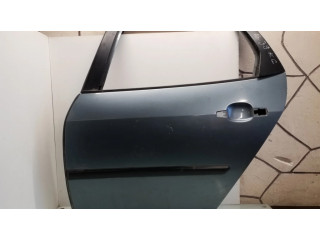 Задняя дверь