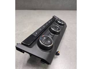 Блок управления климат-контролем 5E0907044M, 5HB01128243 Skoda Octavia Mk3 (5E)