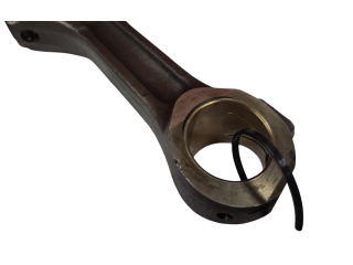 Шатун      Opel Antara  