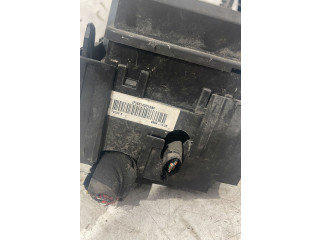 Блок предохранителей    Fiat Freemont    