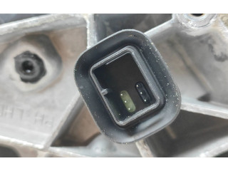 Zpětné zrcátko  BMW 2 F46 2016  E1041357  