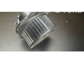 Блок предохранителей  3C1820015T, CZ0160600869   Volkswagen PASSAT B7    