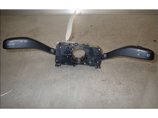 Ручка стеклоочистителей    Volkswagen Polo