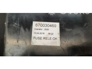 Блок предохранителей  670030469   Maserati Ghibli    