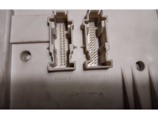 Pojistková skříňka 519096606 Volvo S40 2007