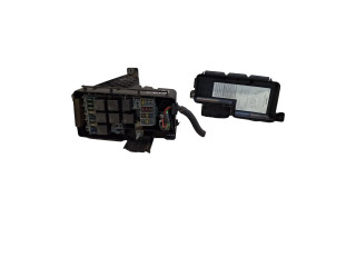 Блок предохранителей  30728132, 30728133   Volvo XC90    