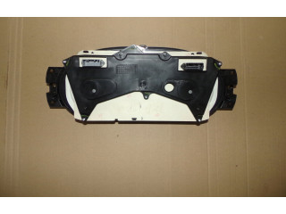 Панель приборов    Dacia Logan I       