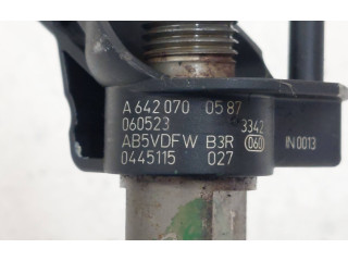 Форсунка A6420700587, 0445115027    Mercedes-Benz R W251   