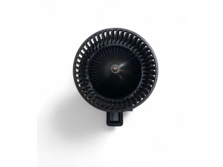 Вентилятор печки    4M2820021C   Audi e-tron