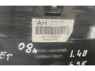 Přístrojová deska Chevrolet Aveo 2004 96426049