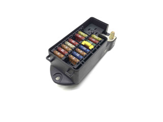 Блок предохранителей LJA2800CE Jaguar XK8 - XKR