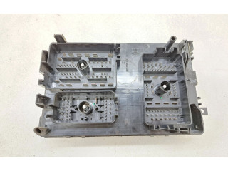 Pojistková skříňka 13368645 Opel Zafira C 2013