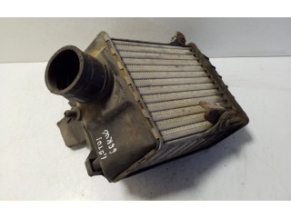 Интеркулер  3A0145805B   Volkswagen PASSAT B4 