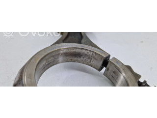 Píst Audi A4 S4 B9 pro naftový motor 3.0 CRTC