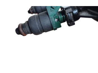 Топливная рампа 06A133317A, 037906031AA Audi A3 S3 8L