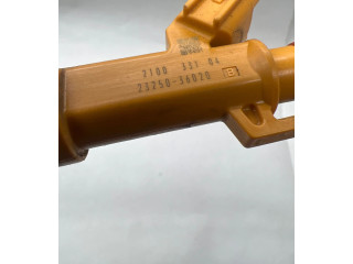 Форсунка 2325036020, 210033104 Lexus IS III XE30 2AR