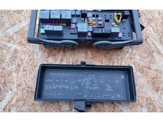 Блок предохранителей  P68143318AE, 68143318AE   Fiat Freemont    