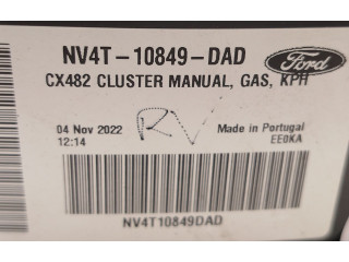 Přístrojová deska  Ford Kuga III 2023 NV4T10849DAD, 2664351  