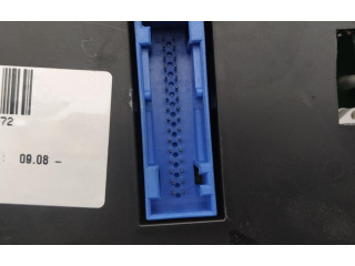 Панель приборов 5K0920870G   Volkswagen Golf VI       