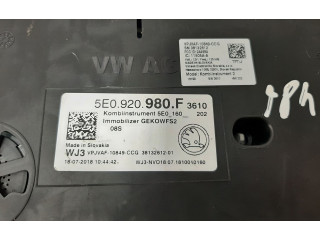 Панель приборов 5E0920980F Skoda Octavia Mk3 (5E)