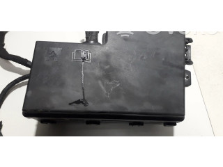 Блок предохранителей 8688040, 518818000 Volvo C30