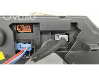 Ручка поворотов/ фонарей