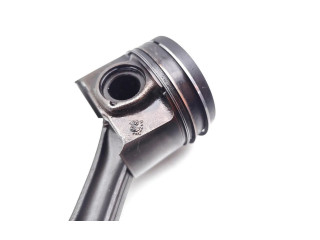 Píst T7MA   Ford Kuga II    T7MA 