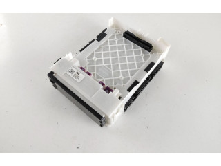   Pojistková skříňka 8273042840, 63589762   Toyota RAV 4 (XA50) 2021