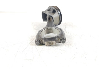 Поршень с шатуном Porsche Macan