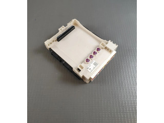 Pojistková skříňka Řídící jednotka BSM 8273042890 Toyota RAV 4 (XA50) 2020