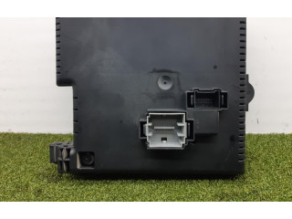 Блок предохранителей 12217799 Volvo V70