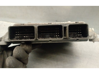 Блок управления двигателя 30785520AA, 5WS40328B Volvo S40