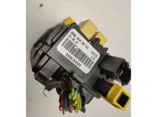 Блок предохранителей 9806192580 Peugeot 2008 I