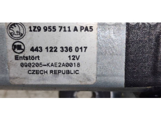 Моторчик заднего дворника 1Z9955711A, 443122336017 Skoda Octavia Mk2 (1Z)