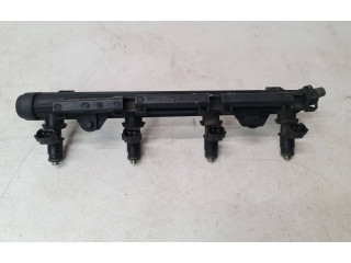 Vstřikovací lišta 036971824A Volkswagen Caddy