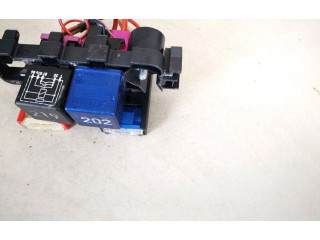 Блок предохранителей Audi A2